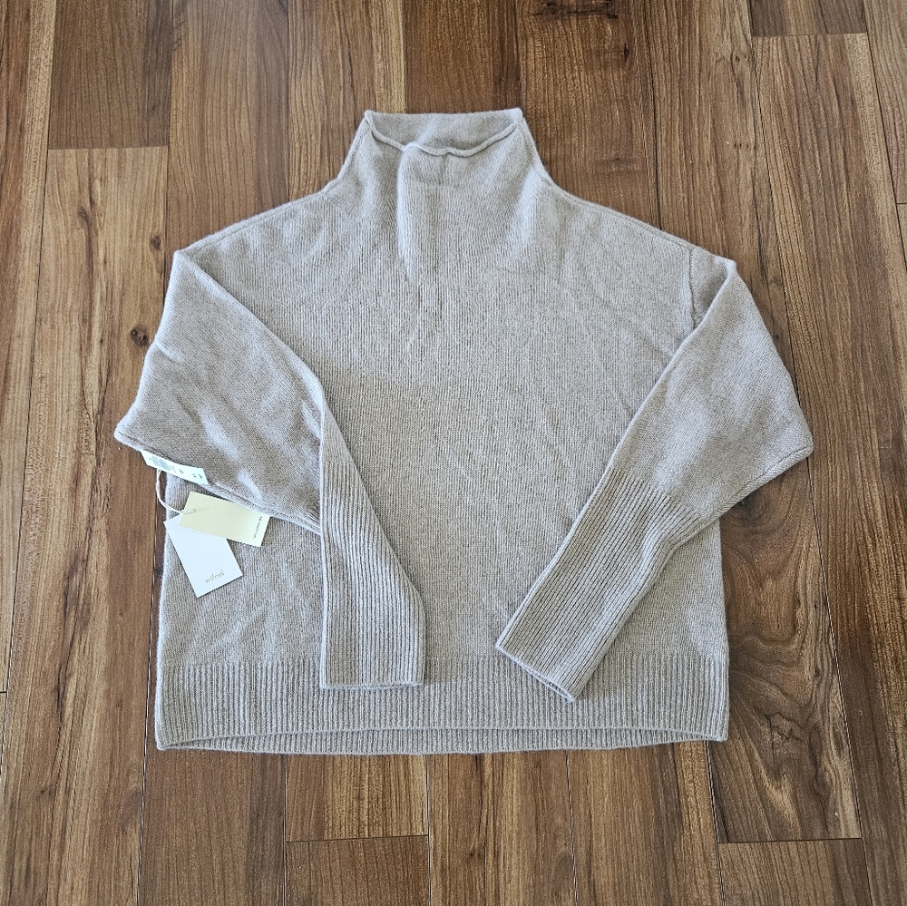 Aritzia Cyprie Cashmere Sweater size 1x/xl